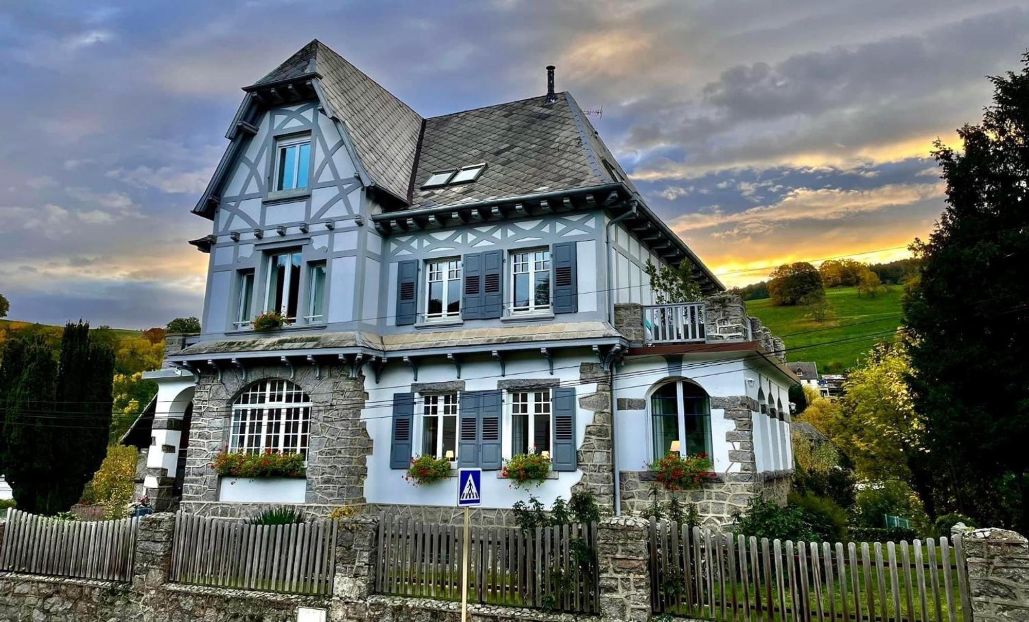 Chambres D'Hotes Les Ecrins أوربي المظهر الخارجي الصورة